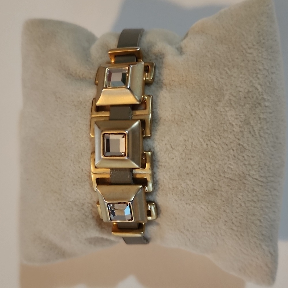 Indistrialize- Elegant Gold and Cut Crystal Bracelet- 7in